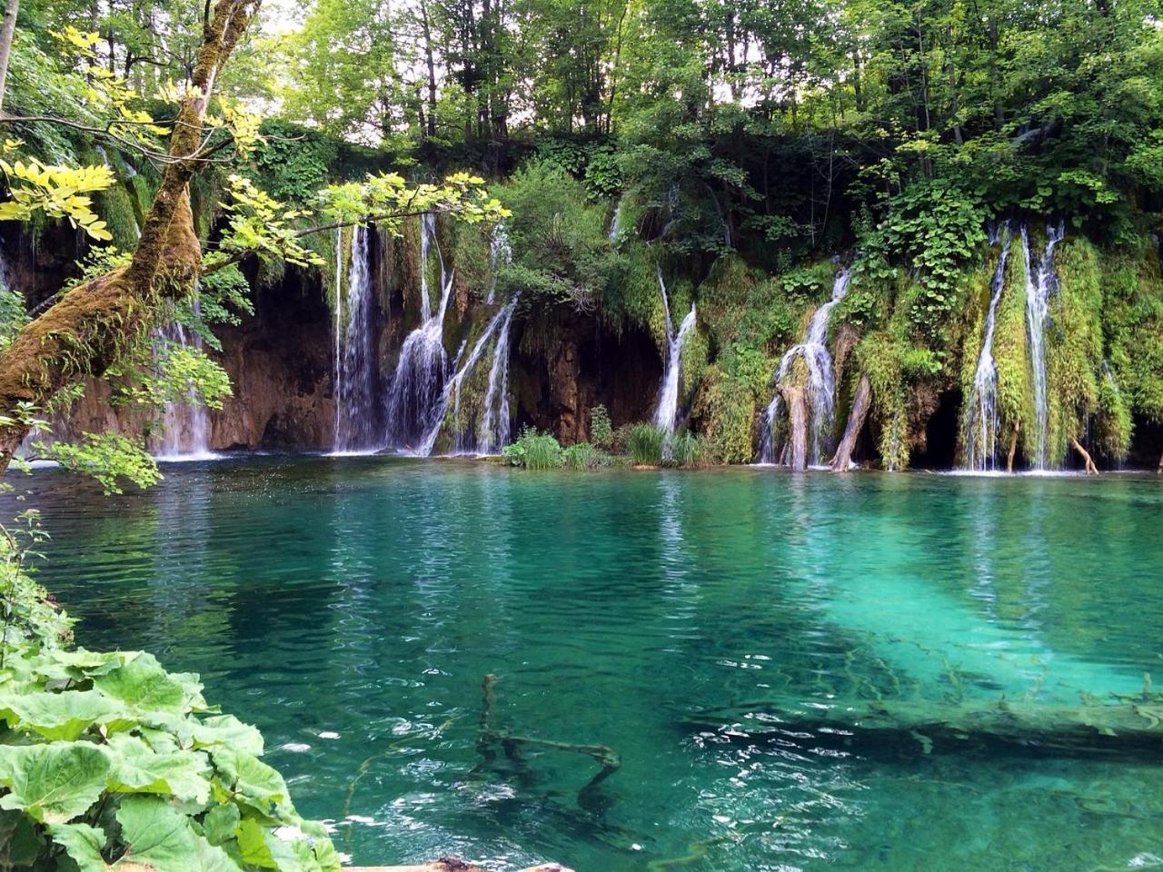 Fenomen Plitvice Gornja Jezera Villa Plitvica selo Exterior foto